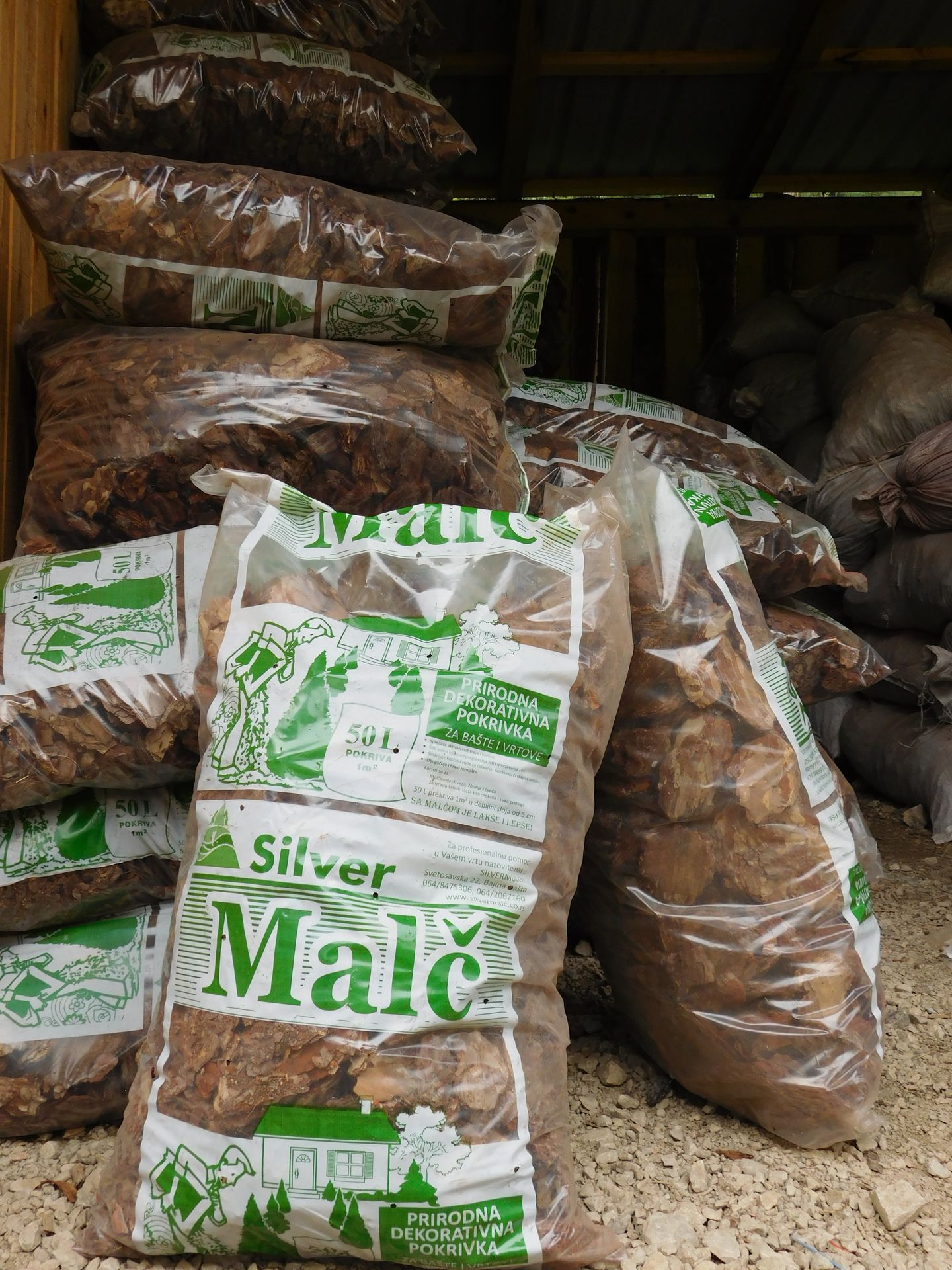 Krupni malč od borove kore